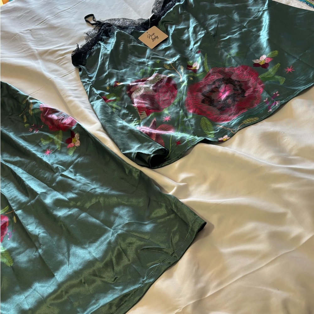 Pixi Green Satin Floral Lace-Trim Cami & Skirt Set